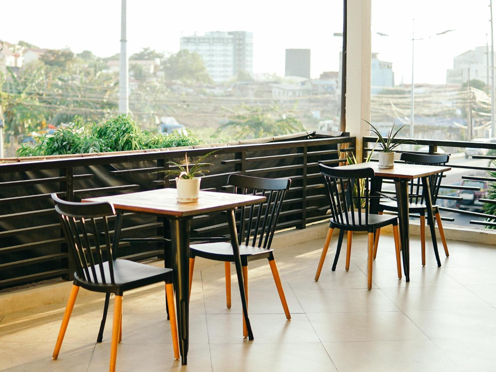 Travelbee Airport Inn Μακτάν Εξωτερικό φωτογραφία