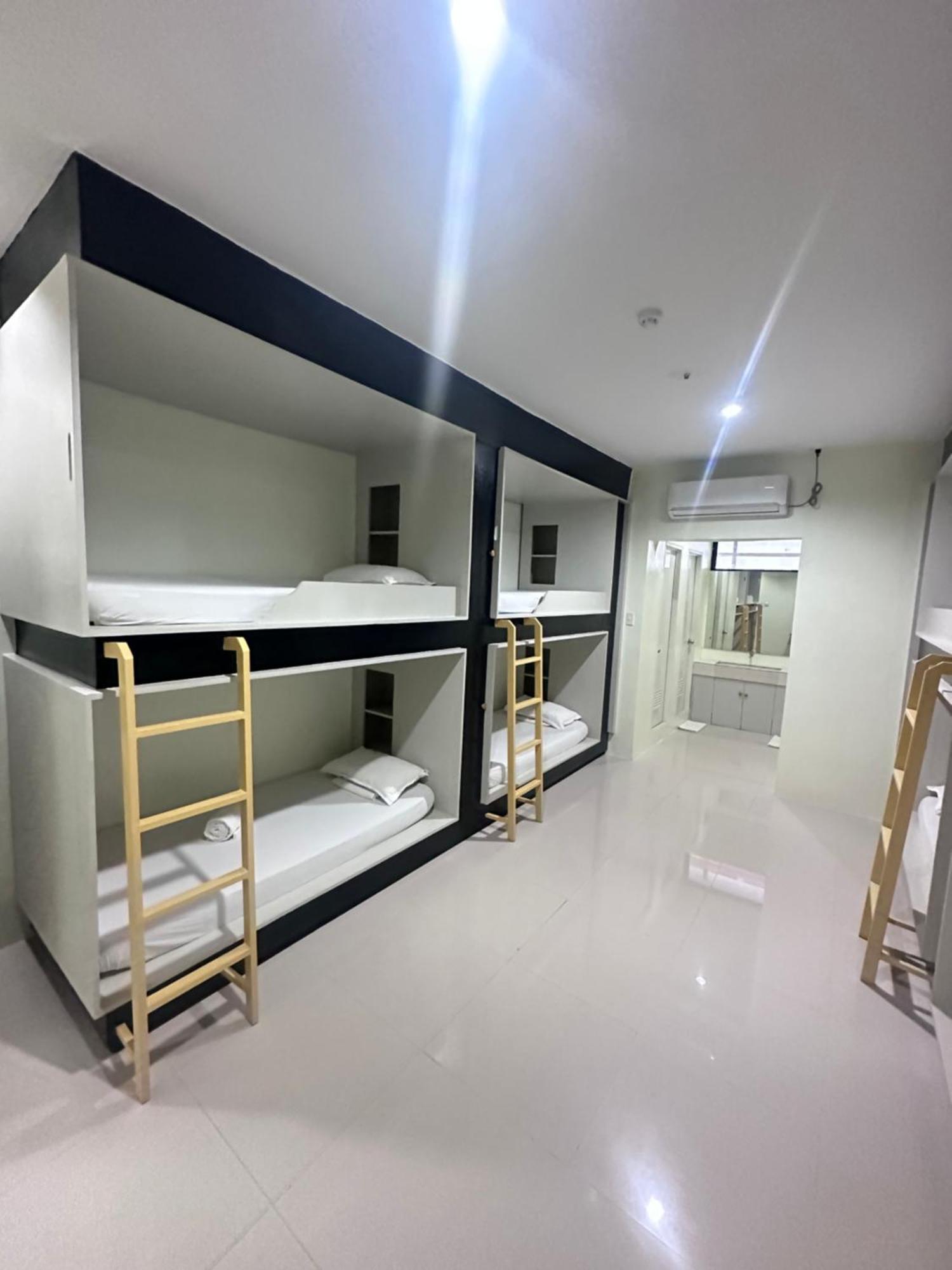 Travelbee Airport Inn Μακτάν Εξωτερικό φωτογραφία