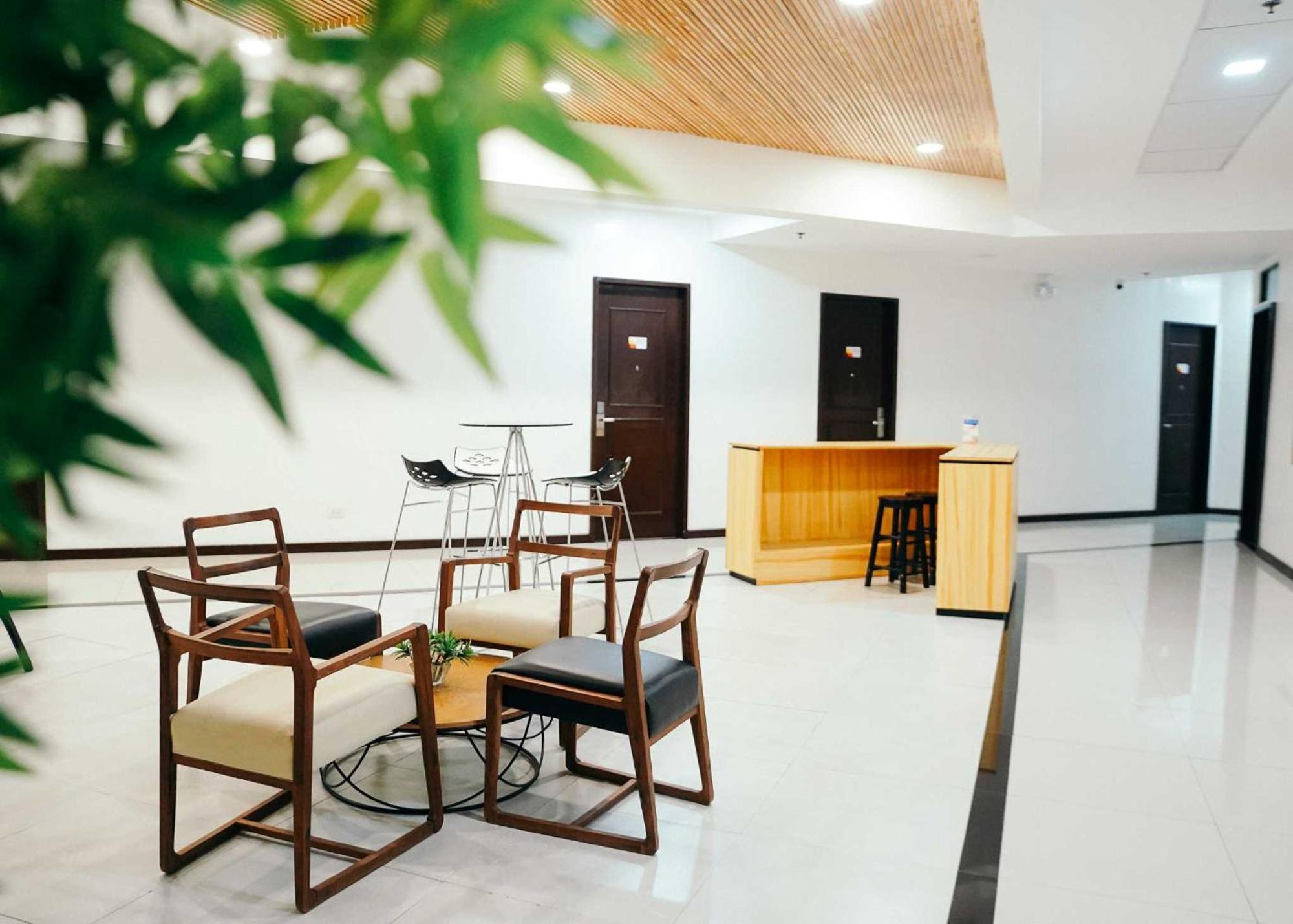 Travelbee Airport Inn Μακτάν Εξωτερικό φωτογραφία