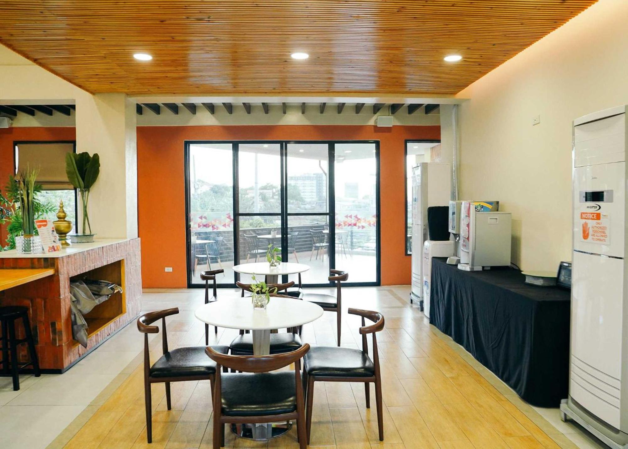 Travelbee Airport Inn Μακτάν Εξωτερικό φωτογραφία